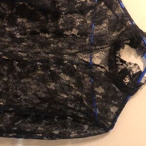 Jing limited lace top